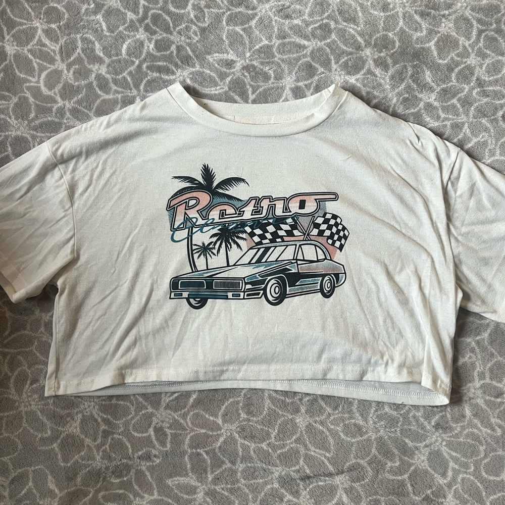 Retro cropped tee